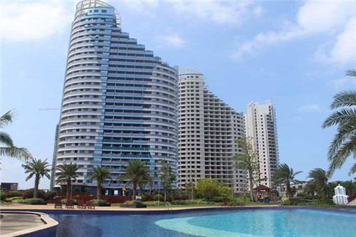 中间间隔几个钟头是什么歌（中间有间隔）